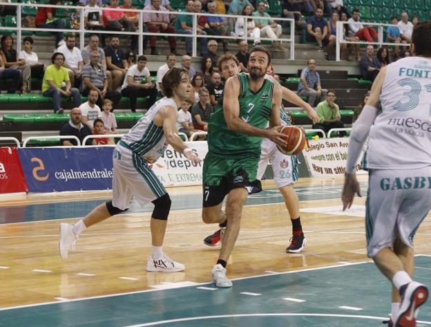 Sergio Pérez, esta temporada frente a Huesca. :: a. méndez/
