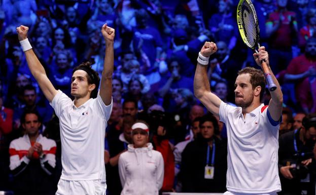 Richard Gasquet (d) y Pierre-Hugues Herbert./Reuters