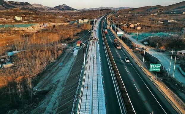 Carretera inteligente./Qinlan