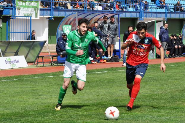 Jacobo podría volver hoy al once inicial. :: e. domeque/