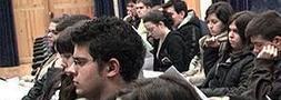Alumnos esta mañana en la asamblea.|ROCÍO PUEBLA/