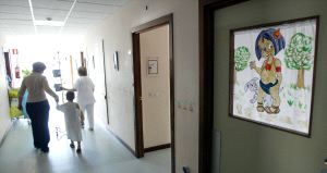 Imagen de la planta de oncología infantil de un hospital. / HOY/