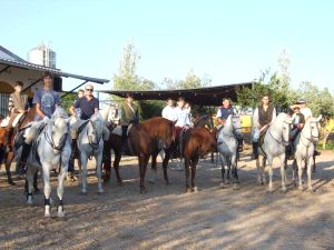 Algunos jinetes participantes./ R.H./