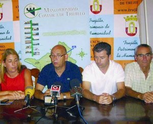 Los alcaldes de la comarca expresaron su unión. / MCM/