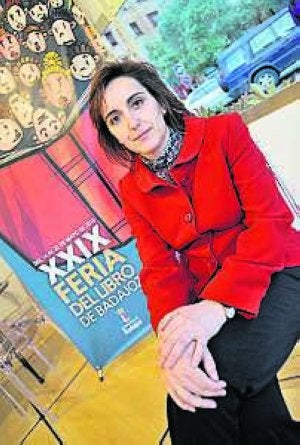 Irene Sánchez Carrón tiene cinco libros de poemas publicados. :: J.V.A./