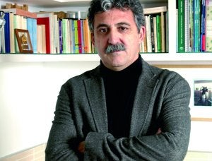 El escritor Ricardo Bermejo Álvarez tiene una amplia producción poética. ::
HOY/