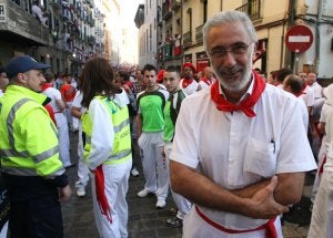 El periodista Javier Solano en Pamplona. :: JAVIER BERGASA/