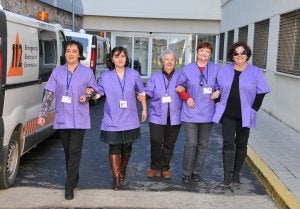 De izquierda a derecha, Amparo Perianes, Aurea Prieto, Lola Hernández, María Antonia García y Cecilia Herrero. :: PALMA/