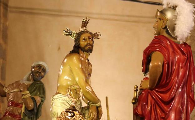 En el centro, imagen de Jesús Cautivo que será restaurada. 