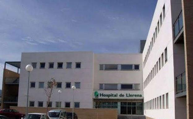 Un varón fallecido y siete hospitalizados en Llerena_Zafra
