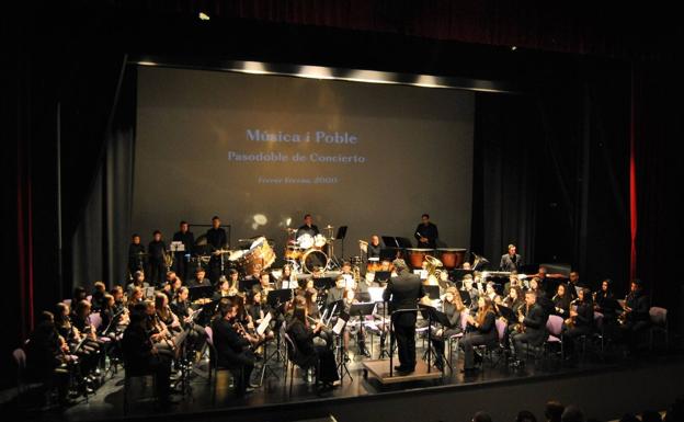 La Banda, el Coral y la Escolanía de la Escuela Municipal de Música de Herrera del Duque ofrecerán el día 2 de enero el Concierto de «Año Nuevo»