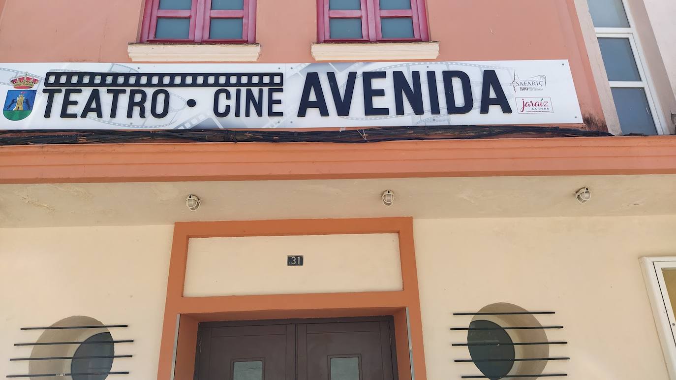 Teatro-cine Avenida, sede del cine-club. /M.D.CRUZ