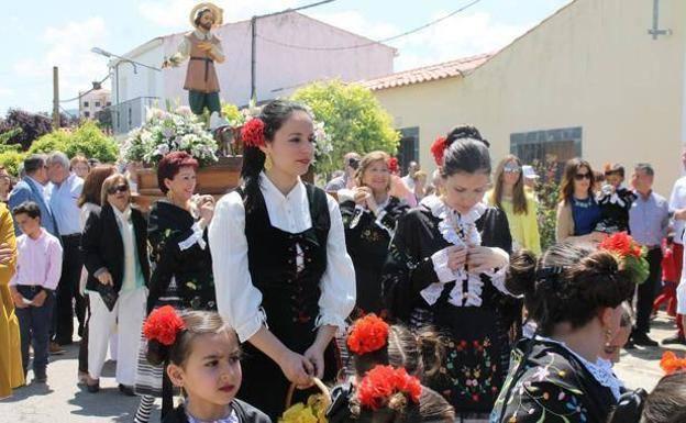 La Bazana celebra sus fiestas patronales en honor de San Isidro del 13 al 15 de mayo
