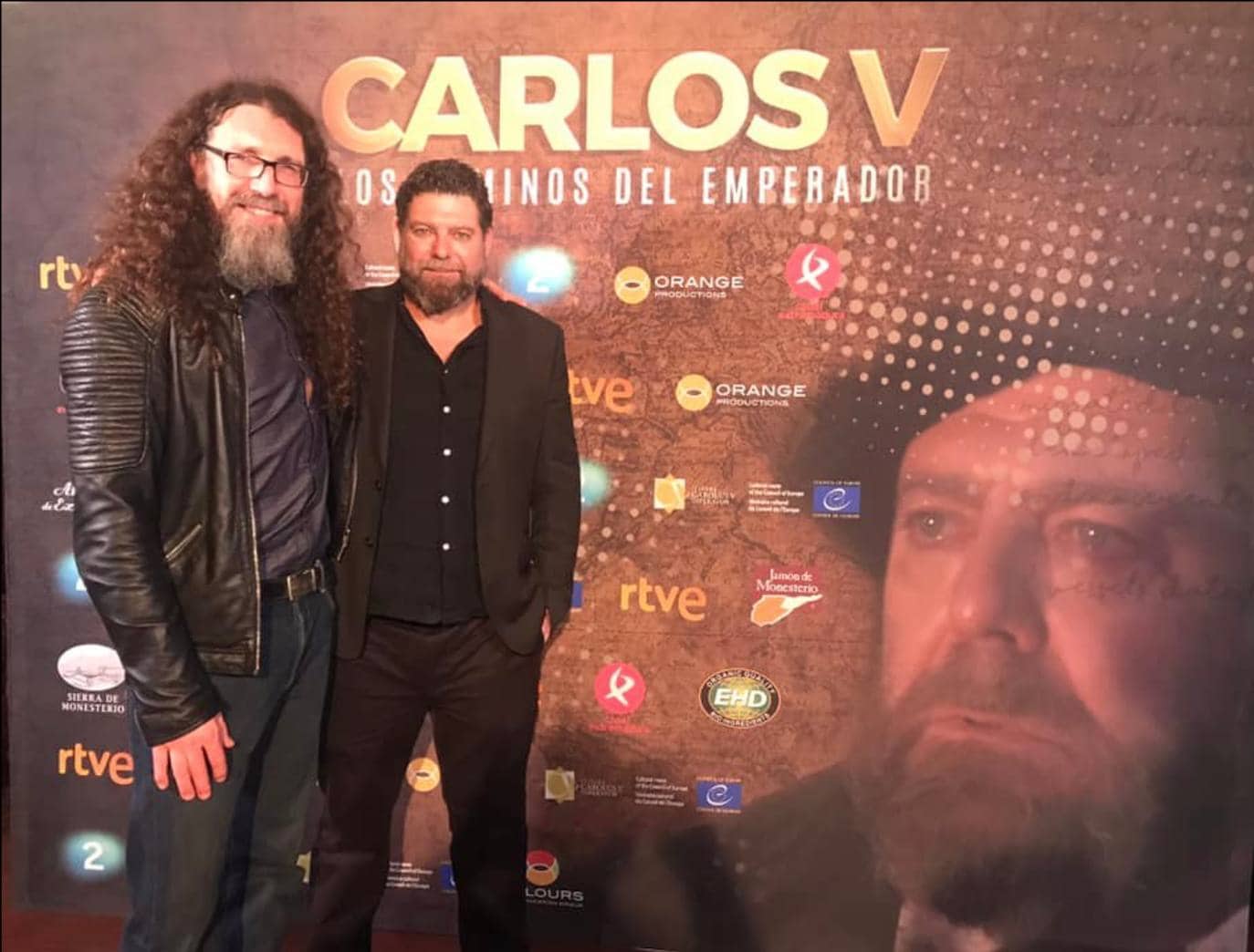 Juan Frutos junto a Mario Zorrilla durante la presentación de la serie documental sobre Carlos V /CEDIDA