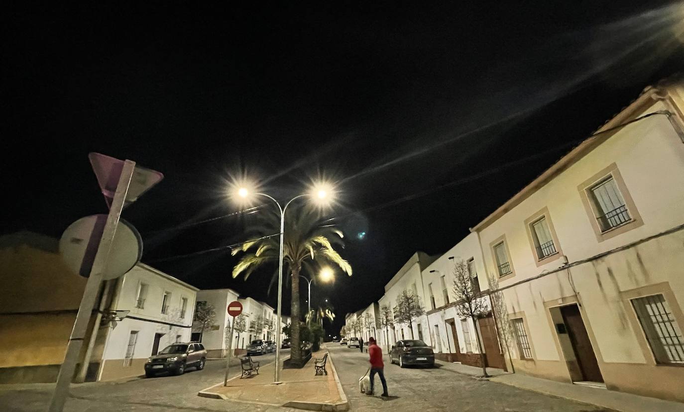 Nuevas luminarias led en la Avenida de Eduardo Naranjo 