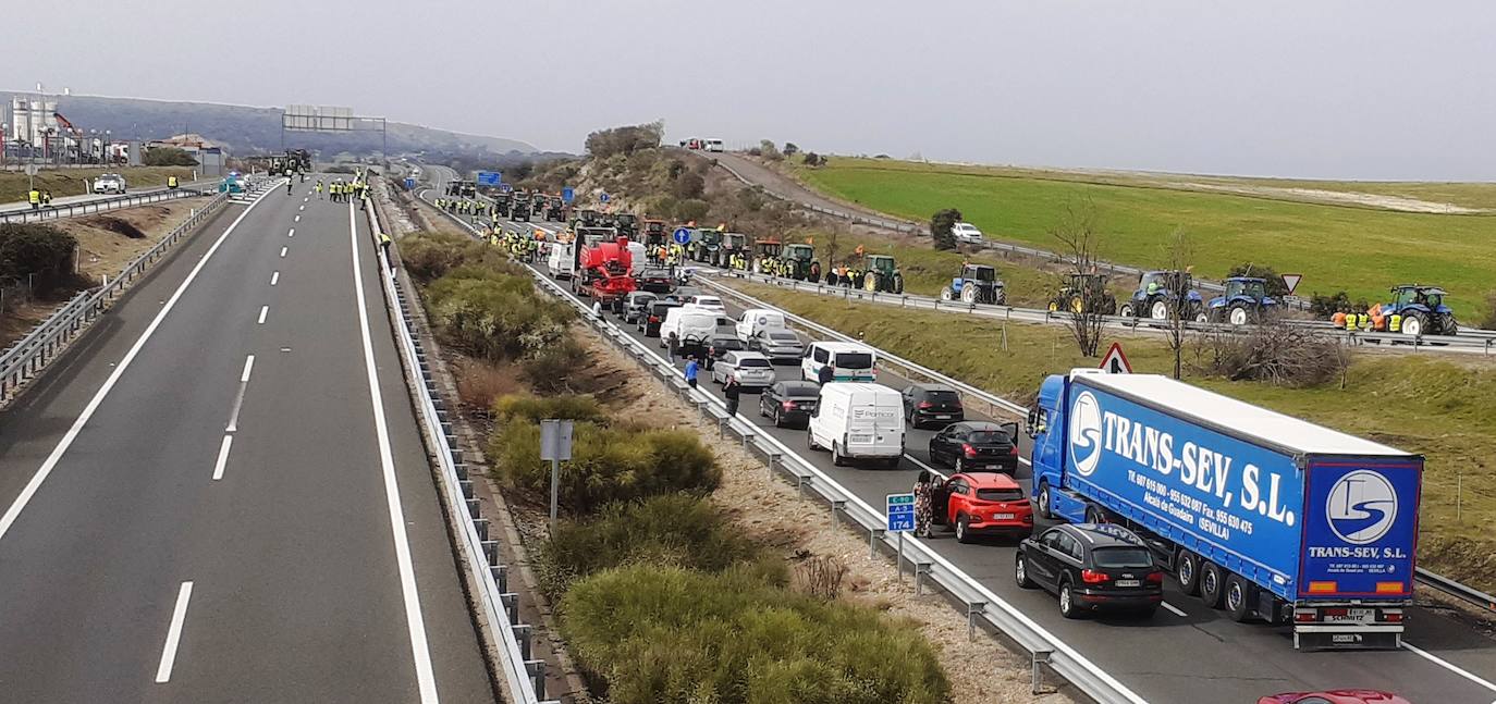 Protesta tabaquera en la autovía de Extremadura