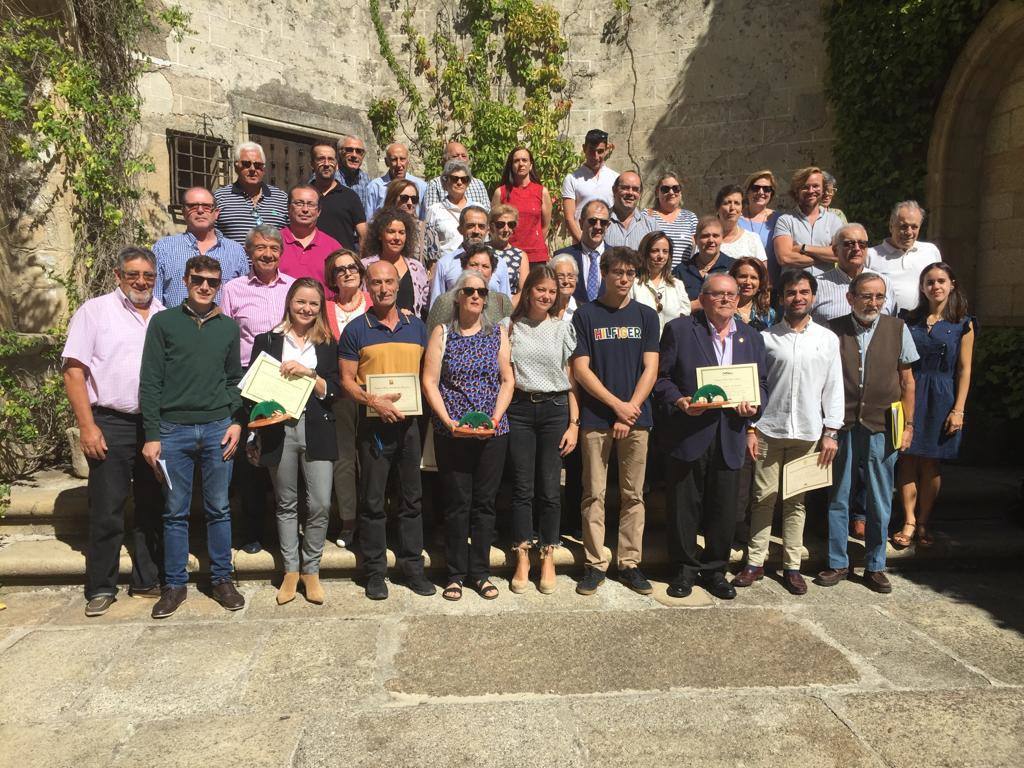 Participantes, colaboraores y organizadores en los Coloquios HOY/