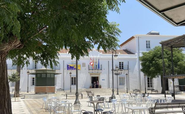 Foto de archivo: Fachada Ayuntamiento de Villafranca 