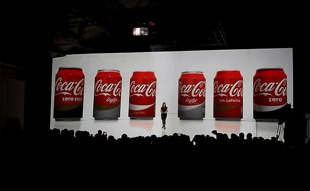 Coca-cola, el primer anuncio de | Hoy