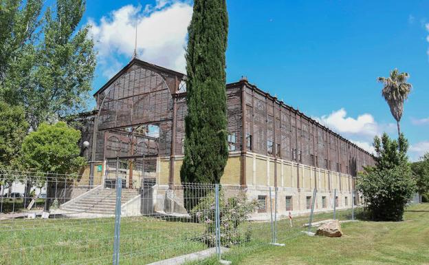 Las obras de rehabilitación del Edificio Metálico de Badajoz concluirán