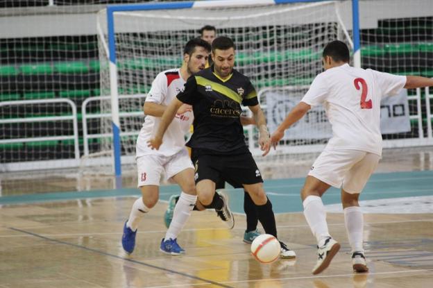 Se reanuda la competición liguera para los extremeños de Segunda B | Hoy Se reanuda la competición liguera para los extremeños de Segunda B | Hoy
