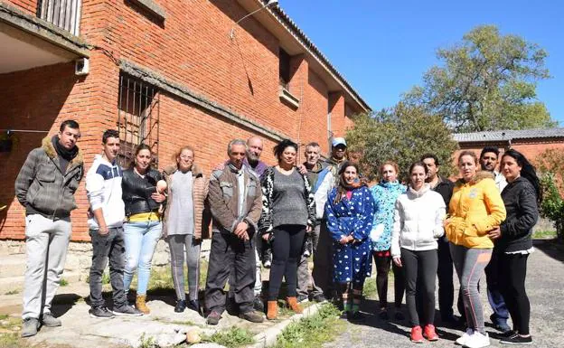 Cortan La Luz A Catorce Familias En Las Antiguas Casas De Los Camineros En Trujillo Hoy