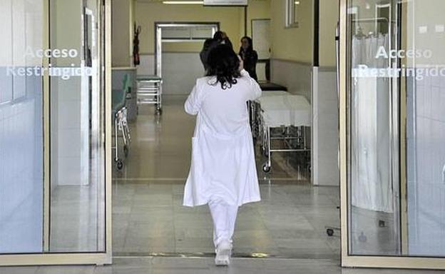 CSIF pide a la Junta más contrataciones y equipos de protección para los sanitarios
