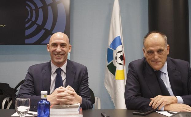 Luis Rubiales y Javier Tebas, en una imagen de archivo. /LaLiga