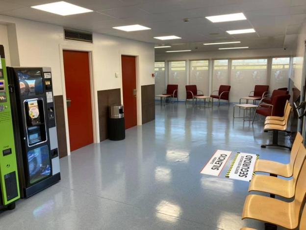 Nueva sala de espera en Urgencias en el hospital de Almendralejo