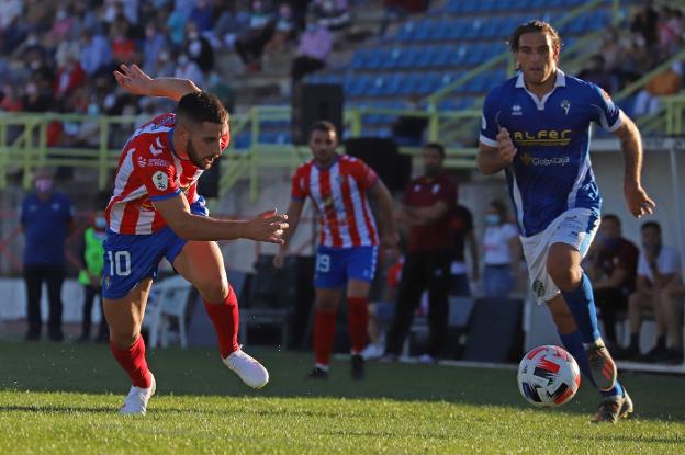 Manu Ramírez, titular en Badajoz, podría repetir en el once. / E. DOMEQUE