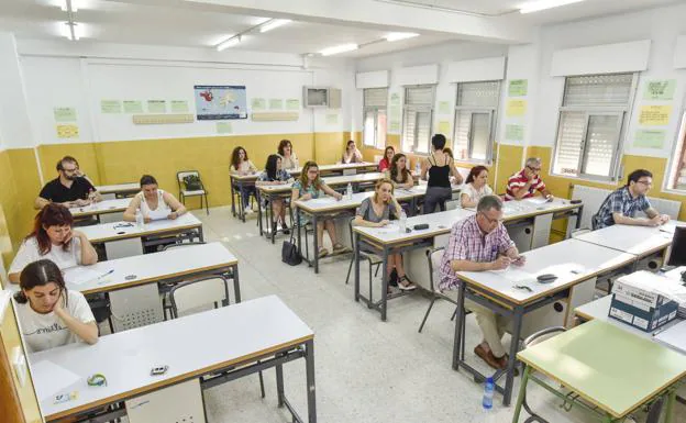 Imagen de archivo un proceso selectivo de Eduación celebrado en 2018. /HOY