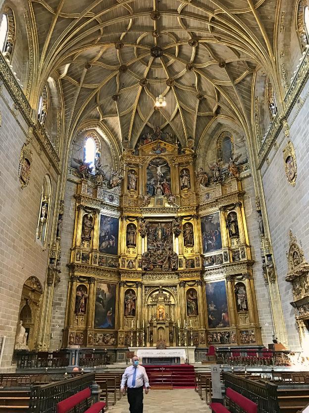 Interior de la catedral de Plasencia. / E. R.
