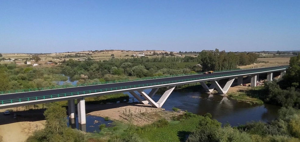 La Ronda Sur de Badajoz está ejecutada al 95% pero no hay fecha de apertura - Vimarsana News