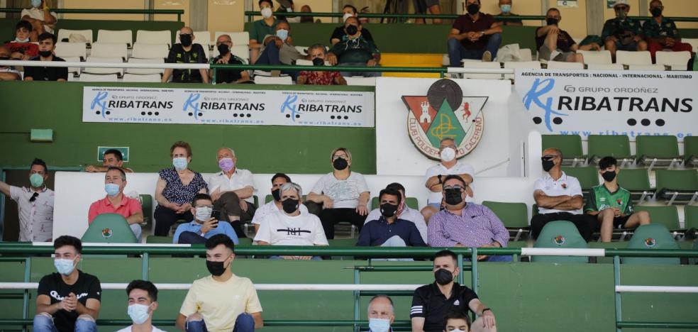 El Cacereño supera la cifra de los 1.000 abonados - Vimarsana News