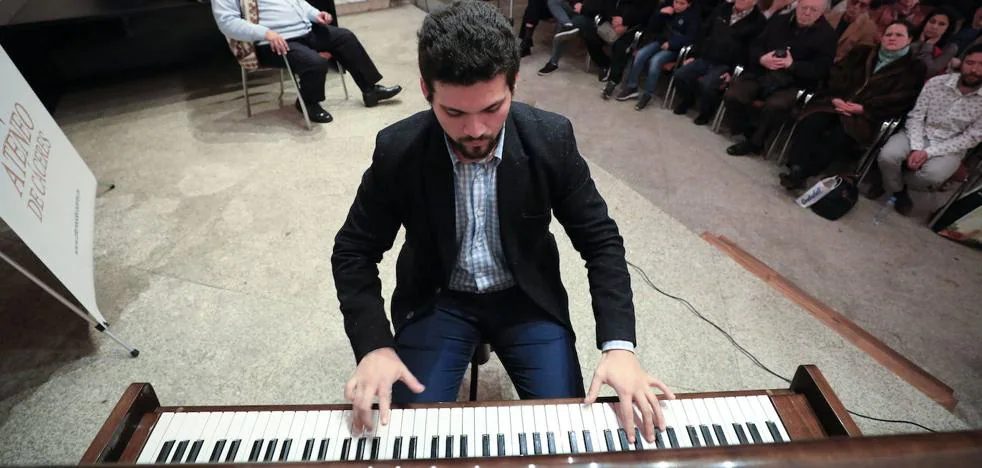 El pianista Edwin Zúniga ofrece un concierto de Año Nuevo por la Paz este viernes en Cáceres
