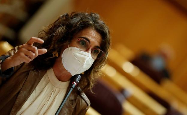 Economistas proponen suprimir activos y convertir el impuesto en una declaración informativa