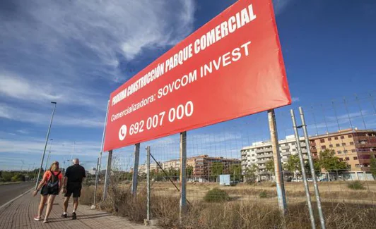 Terrenos en los que se proyecta en parque comercial de Nuevo Cáceres. /hoy