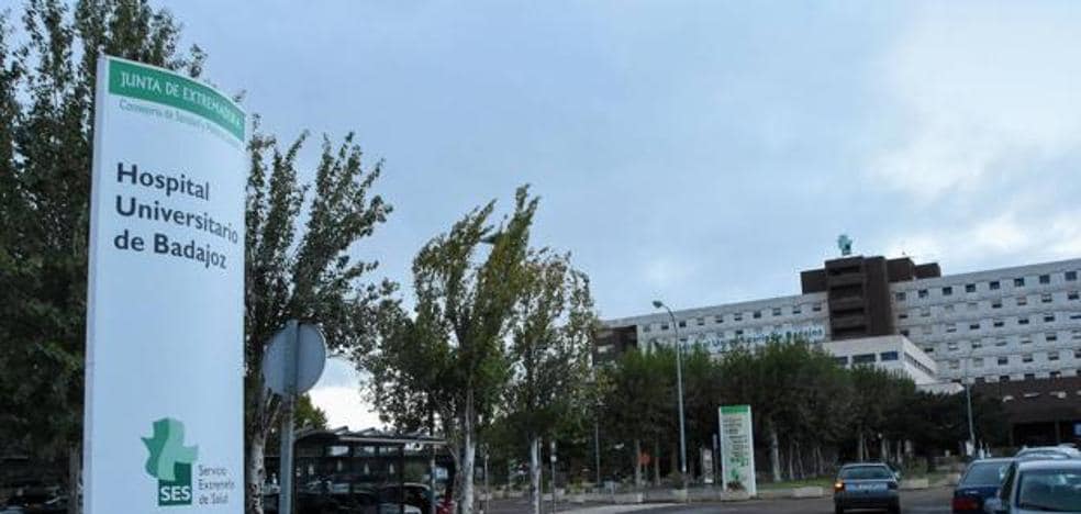 Un ciclista en estado crítico al ser atropellado por un coche este domingo en Fuente de Cantos