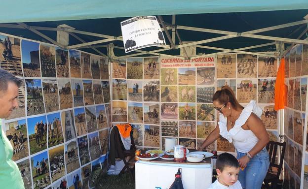 Muchas empresas se volcaron con su asistencia en el Día del Cazador.